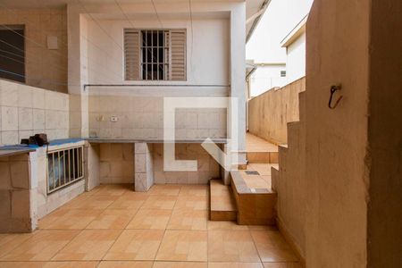 Casa à venda com 300m², 7 quartos e 2 vagas Casa à venda com 300m², 7 quartos e 2 vagasCasa 2 Vista Quarto 2