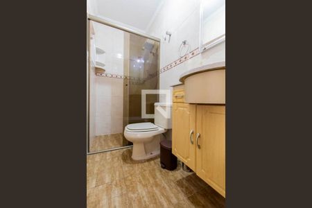 Casa à venda com 300m², 7 quartos e 2 vagas Casa à venda com 300m², 7 quartos e 2 vagasCasa 1 Banheiro