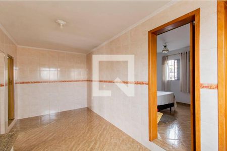 Casa à venda com 300m², 7 quartos e 2 vagas Casa à venda com 300m², 7 quartos e 2 vagasCasa 1 Cozinha