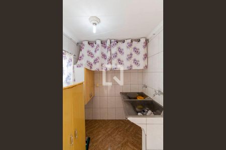 Casa à venda com 300m², 7 quartos e 2 vagas Casa à venda com 300m², 7 quartos e 2 vagasCasa 1 Área de Serviço