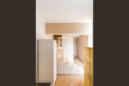 Casa à venda com 300m², 7 quartos e 2 vagas Casa à venda com 300m², 7 quartos e 2 vagasCasa 1 Área de Serviço