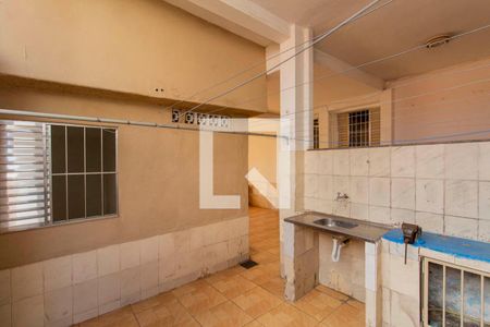 Casa à venda com 300m², 7 quartos e 2 vagas Casa à venda com 300m², 7 quartos e 2 vagasÁrea Comum - Quintal