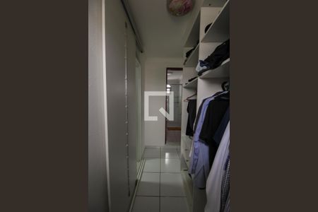Casa à venda com 200m², 3 quartos e 2 vagasCloset da Suíte 1