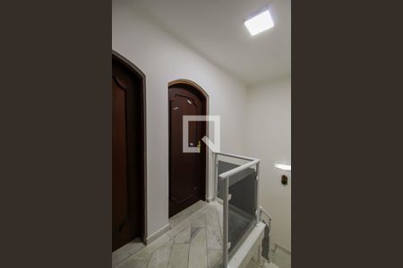 Casa à venda com 200m², 3 quartos e 2 vagasHall