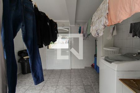 Casa à venda com 200m², 3 quartos e 2 vagasÁrea de Serviço