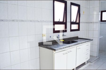 Apartamento à venda com 60m², 2 quartos e 1 vaga Apartamento à venda com 60m², 2 quartos e 1 vagaCozinha