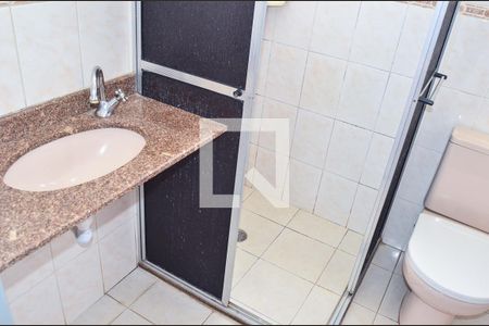 Apartamento à venda com 60m², 2 quartos e 1 vaga Apartamento à venda com 60m², 2 quartos e 1 vagaBanheiro