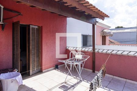 Casa à venda com 120m², 2 quartos e 1 vaga Casa à venda com 120m², 2 quartos e 1 vagaVaranda do quarto