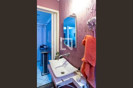 Casa à venda com 120m², 2 quartos e 1 vaga Casa à venda com 120m², 2 quartos e 1 vagaLavabo