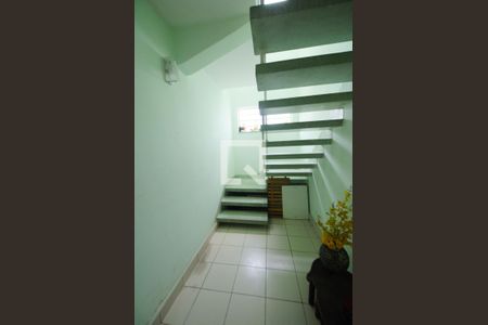 Casa à venda com 552m², 5 quartos e 3 vagasHall da escada