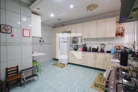 Casa à venda com 552m², 5 quartos e 3 vagasCozinha