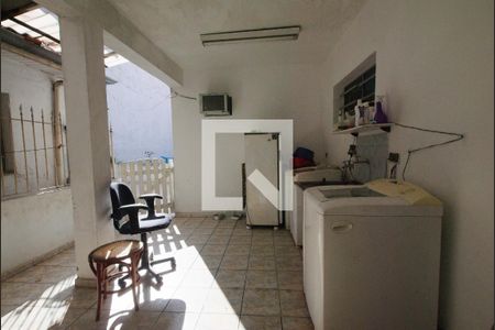 Casa à venda com 552m², 5 quartos e 3 vagasLavanderia