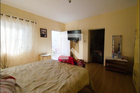 Casa à venda com 552m², 5 quartos e 3 vagasQuarto 2