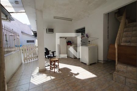 Casa à venda com 552m², 5 quartos e 3 vagasLavanderia