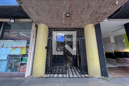 Apartamento para alugar com 140m², 2 quartos e sem vagaFachada