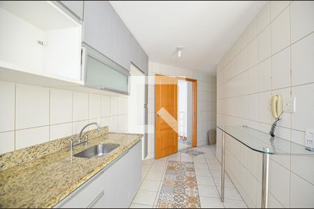Apartamento à venda com 216m², 3 quartos e 2 vagasCozinha