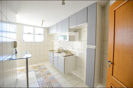 Apartamento à venda com 216m², 3 quartos e 2 vagasCozinha