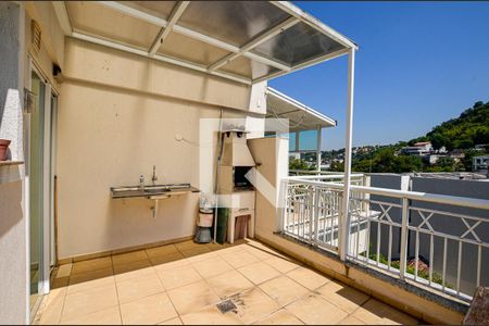 Apartamento à venda com 216m², 3 quartos e 2 vagasCobertura