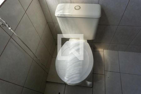 Banheiro de kitnet/studio para alugar com 1 quarto, 27m² em Bela Vista, São Paulo