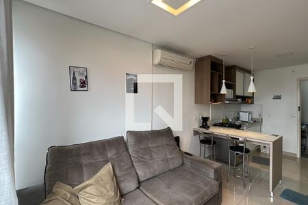 Sala de kitnet/studio para alugar com 1 quarto, 37m² em Setor Bueno, Goiânia