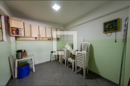 Casa à venda com 462m², 5 quartos e 2 vagasQuarto de serviço