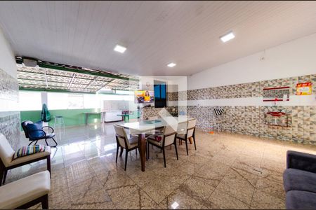 Casa à venda com 462m², 5 quartos e 2 vagasSalão