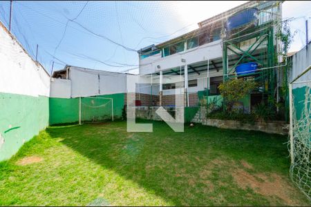 Casa à venda com 462m², 5 quartos e 2 vagasQuintal