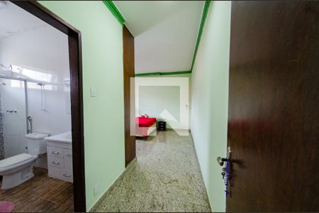 Casa à venda com 462m², 5 quartos e 2 vagasSuíte 2