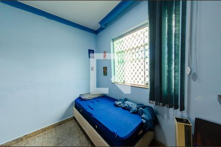 Casa à venda com 462m², 5 quartos e 2 vagasQuarto 3