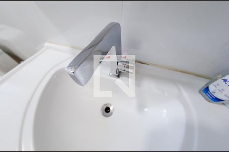 Casa à venda com 462m², 5 quartos e 2 vagasBanheiro suíte 2