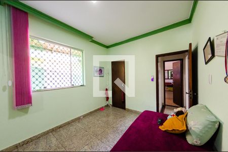 Casa à venda com 462m², 5 quartos e 2 vagasSuíte 1