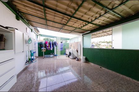 Casa à venda com 462m², 5 quartos e 2 vagasÁrea de serviço