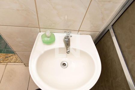 Casa à venda com 410m², 5 quartos e 2 vagasBanheiro de serviço