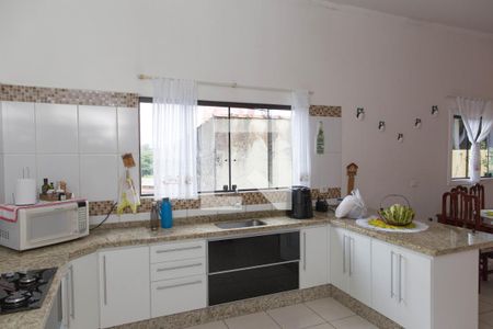 Casa à venda com 410m², 5 quartos e 2 vagasCozinha