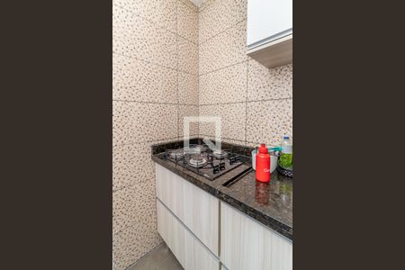 Cozinha de apartamento à venda com 1 quarto, 48m² em Agronomia, Porto Alegre