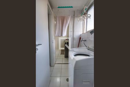 Apartamento à venda com 60m², 2 quartos e 1 vagaÁrea de Serviço