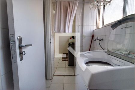 Apartamento à venda com 60m², 2 quartos e 1 vagaÁrea de Serviço