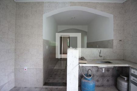 Casa para alugar com 250m², 3 quartos e 8 vagasCozinha