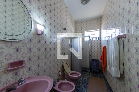 Casa à venda com 282m², 3 quartos e 6 vagas Casa à venda com 282m², 3 quartos e 6 vagasBanheiro