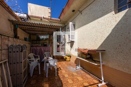 Casa à venda com 282m², 3 quartos e 6 vagas Casa à venda com 282m², 3 quartos e 6 vagasÁrea Externa