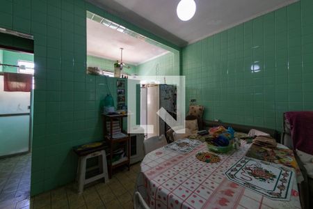 Casa à venda com 282m², 3 quartos e 6 vagas Casa à venda com 282m², 3 quartos e 6 vagasCozinha