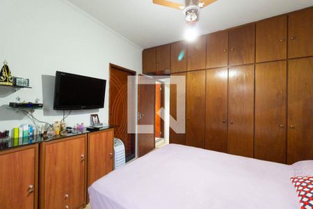 Casa à venda com 160m², 3 quartos e 3 vagas Casa à venda com 160m², 3 quartos e 3 vagasSuíte