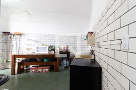 Casa à venda com 160m², 3 quartos e 3 vagas Casa à venda com 160m², 3 quartos e 3 vagasÁrea de serviço