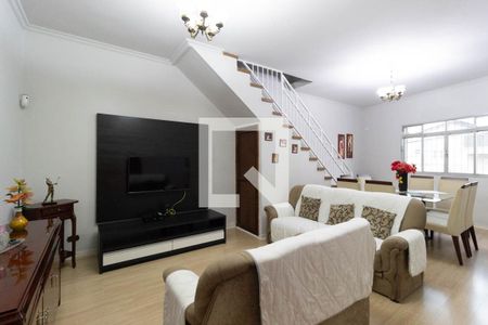 Casa à venda com 160m², 3 quartos e 3 vagas Casa à venda com 160m², 3 quartos e 3 vagasSala
