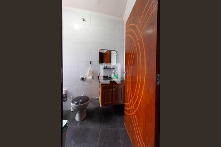 Casa à venda com 160m², 3 quartos e 3 vagas Casa à venda com 160m², 3 quartos e 3 vagasBanheiro Suíte