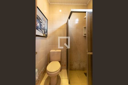 Casa à venda com 380m², 5 quartos e 3 vagasBanheiro 1