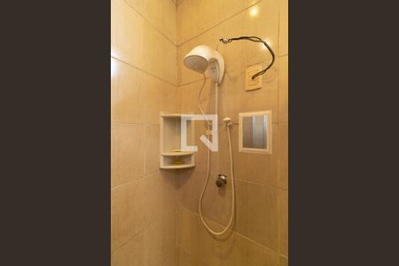 Casa à venda com 380m², 5 quartos e 3 vagasBanheiro 1