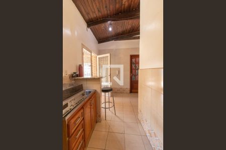 Casa à venda com 380m², 5 quartos e 3 vagasÁrea de Serviço