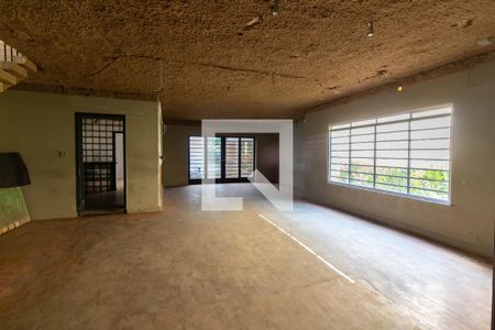 Sala de casa para alugar com 4 quartos, 350m² em Campo Belo, São Paulo
