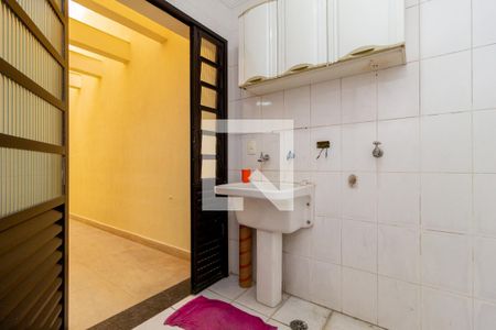 Casa à venda com 120m², 3 quartos e 2 vagas Casa à venda com 120m², 3 quartos e 2 vagasÁrea de Serviço